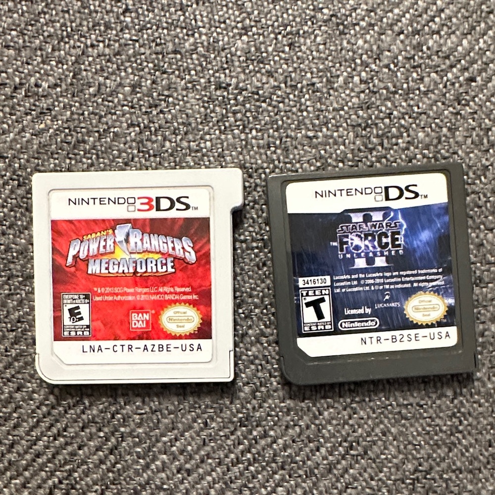 Nintendo 3DS game bundle